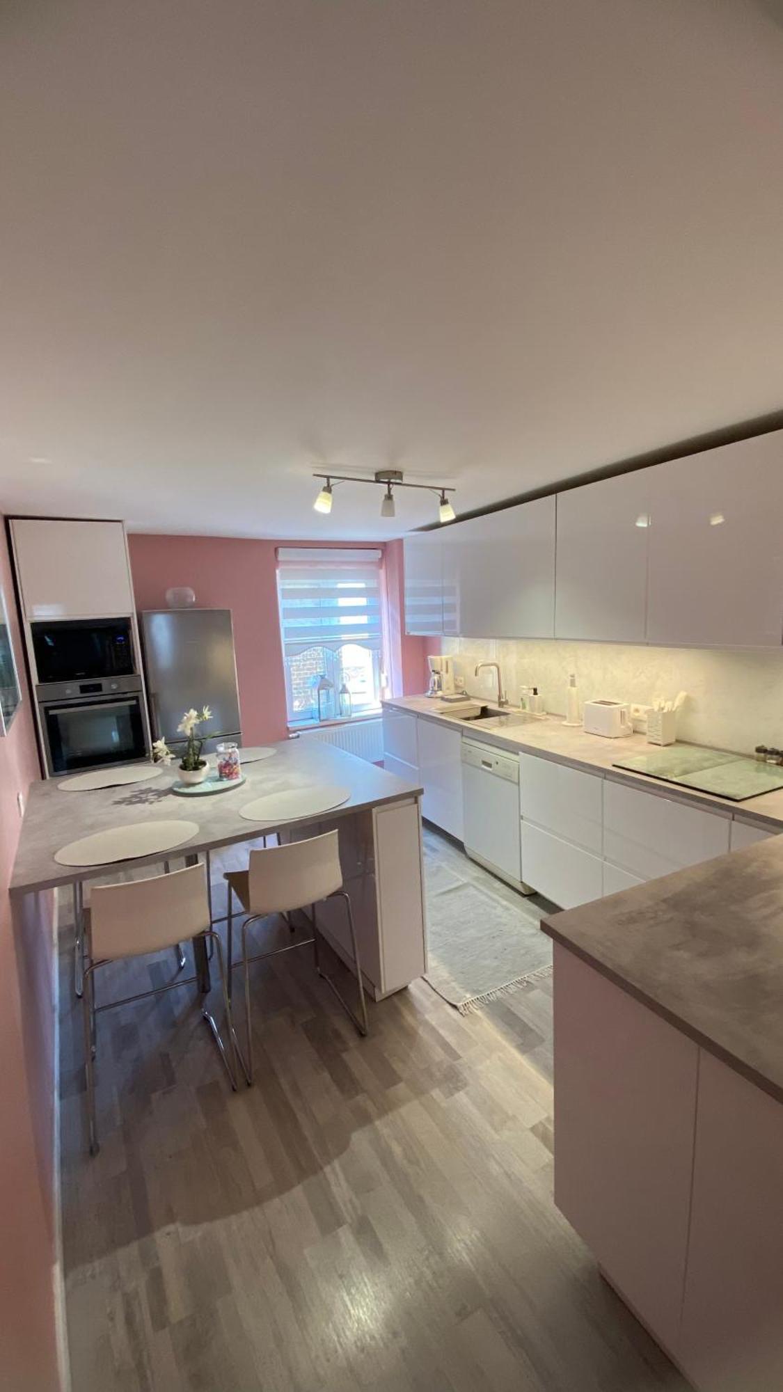 Apartamento Next2airport - House Of Lions